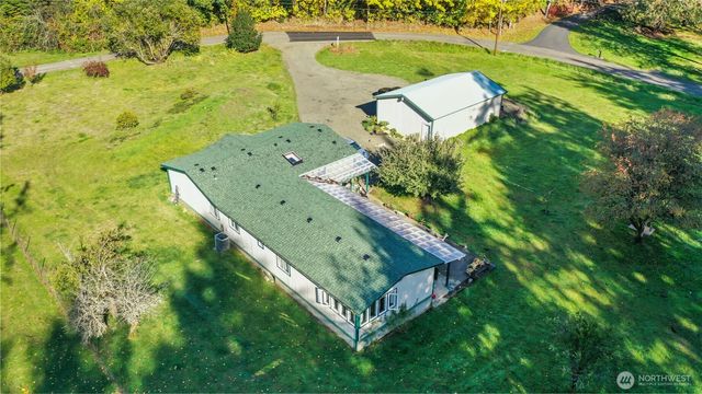 208 W Orchard Street, Oakville, WA 98568