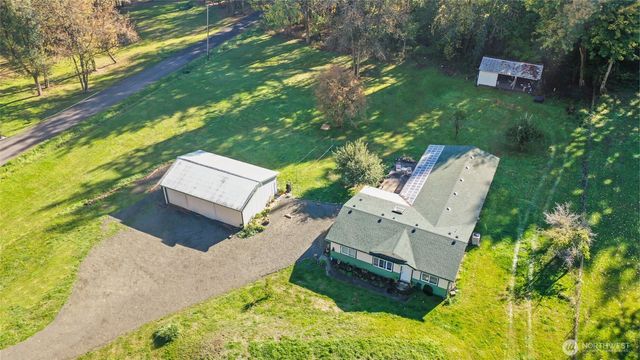 208 W Orchard Street, Oakville, WA 98568