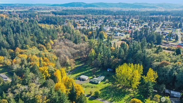 208 W Orchard Street, Oakville, WA 98568