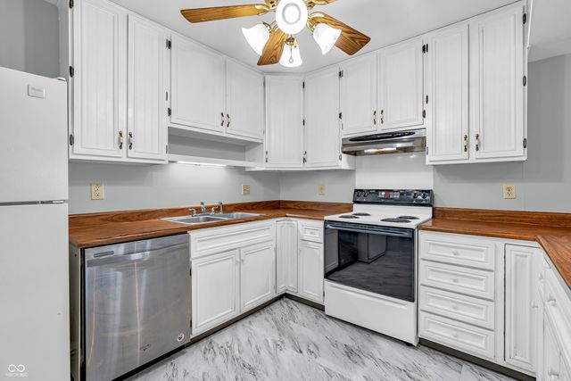 4408 Clovelly Court, Indianapolis, IN 46254