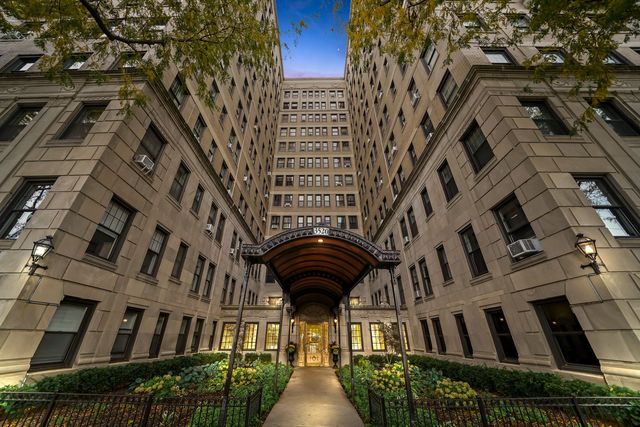 3520 N LAKE SHORE Drive 4M, Chicago, IL 60657