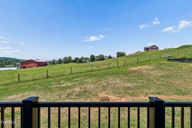 61 Glaze Farm Way, Johnson City, TN 37601