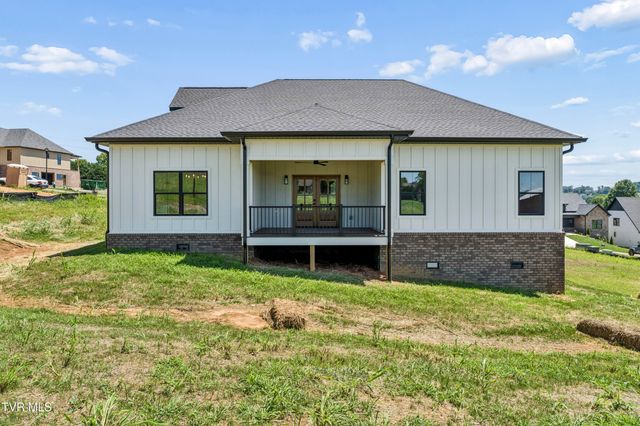 61 Glaze Farm Way, Johnson City, TN 37601