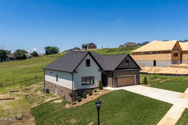 61 Glaze Farm Way, Johnson City, TN 37601
