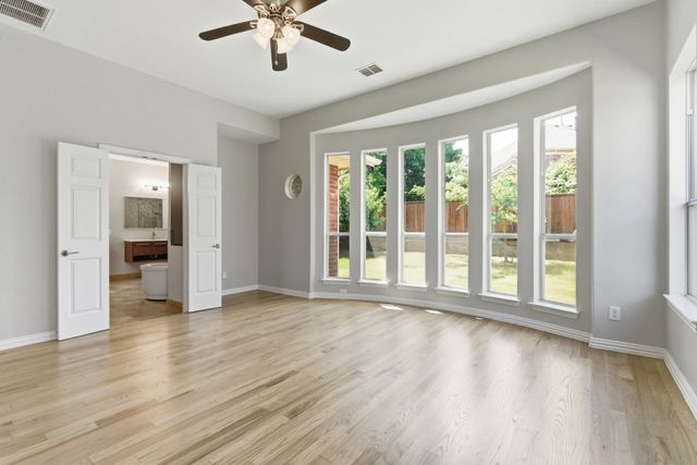 1913 Grand Park Place Lane, Flower Mound, TX 75028