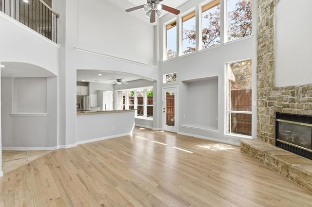 1913 Grand Park Place Lane, Flower Mound, TX 75028
