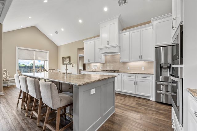 10133 T Bury Lane, Waco, TX 76708