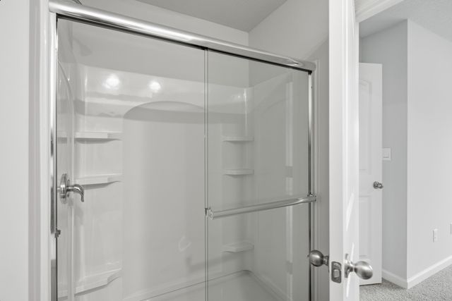 4510 ROYSTER CREEK DR N, Millington, TN 38053