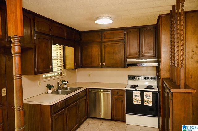 625 TOMAHAWK CIRCLE, Birmingham, AL 35214