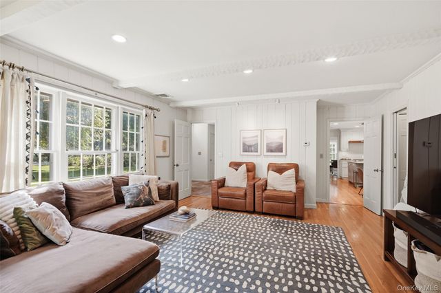 5 Diane Court, Katonah, NY 10536