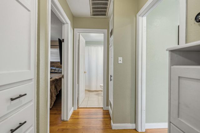 229 Kavanagh Ave, Modesto, CA 95350