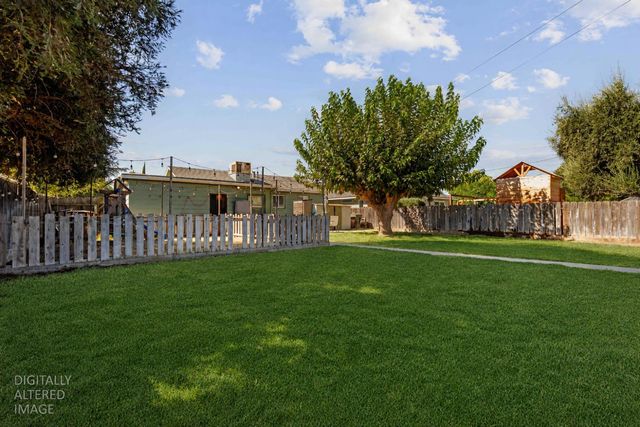 229 Kavanagh Ave, Modesto, CA 95350