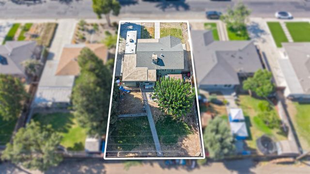 229 Kavanagh Ave, Modesto, CA 95350