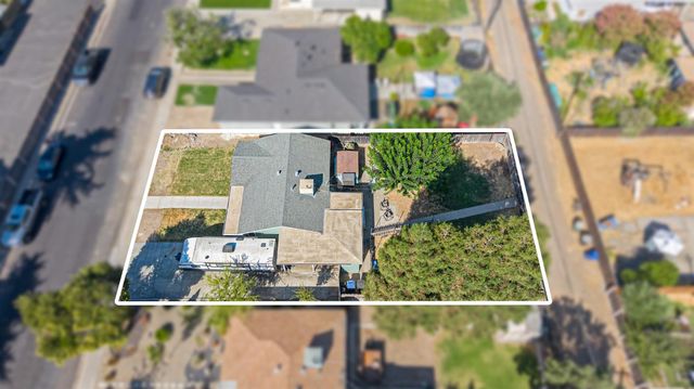 229 Kavanagh Ave, Modesto, CA 95350