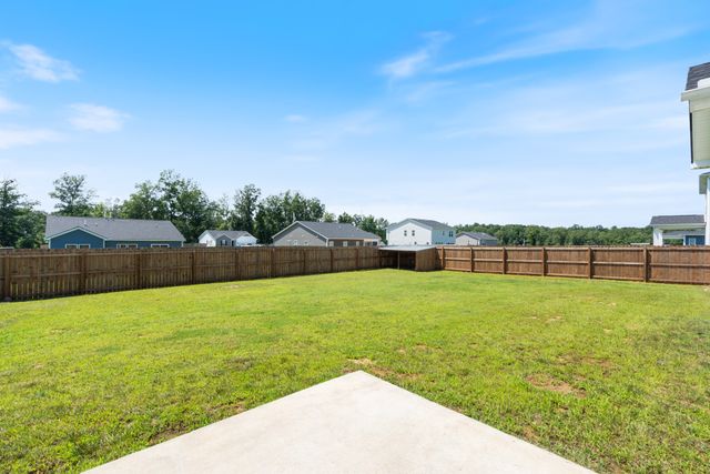 705 Chestnut Bnd, Dickson, TN 37055