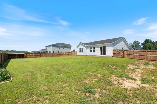 705 Chestnut Bnd, Dickson, TN 37055