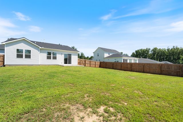 705 Chestnut Bnd, Dickson, TN 37055