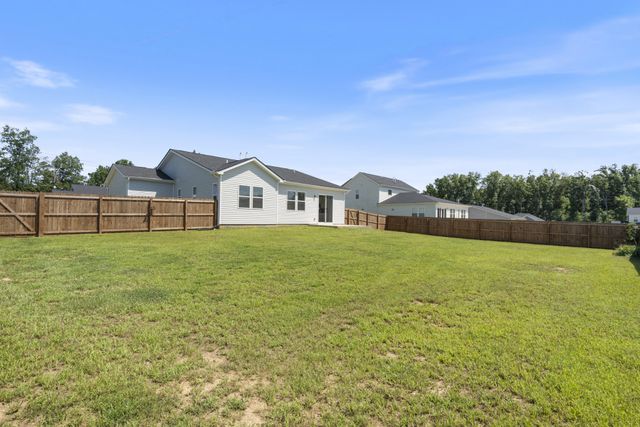705 Chestnut Bnd, Dickson, TN 37055