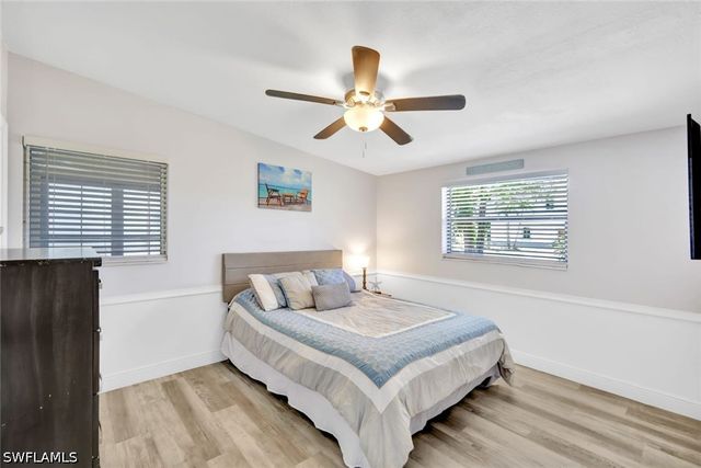 2047 Harbor LN, Naples, FL 34104