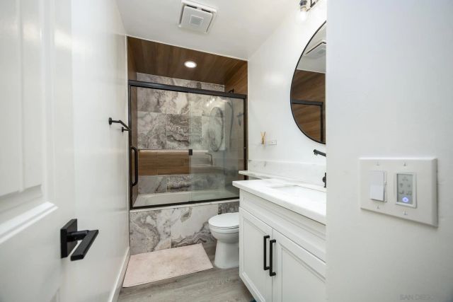 810 E Washington Ave Unit E, Escondido, CA 92025