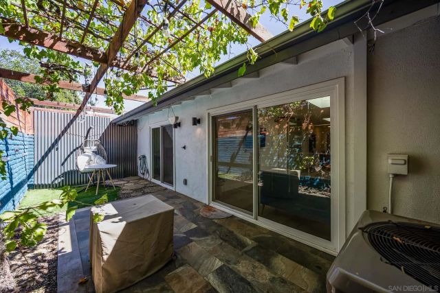 810 E Washington Ave Unit E, Escondido, CA 92025