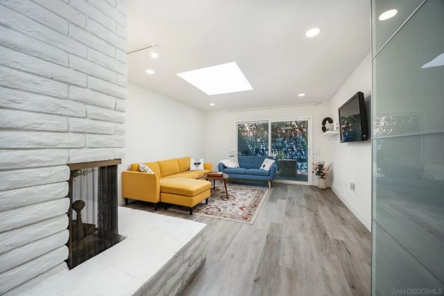 810 E Washington Ave Unit E, Escondido, CA 92025