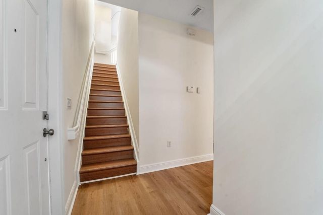 560 NW 39th Circle 560, Boca Raton, FL 33431