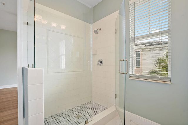 560 NW 39th Circle 560, Boca Raton, FL 33431