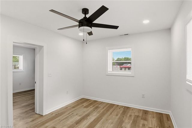 707 Martin Luther King Jr Boulevard, Lexington, NC 27292