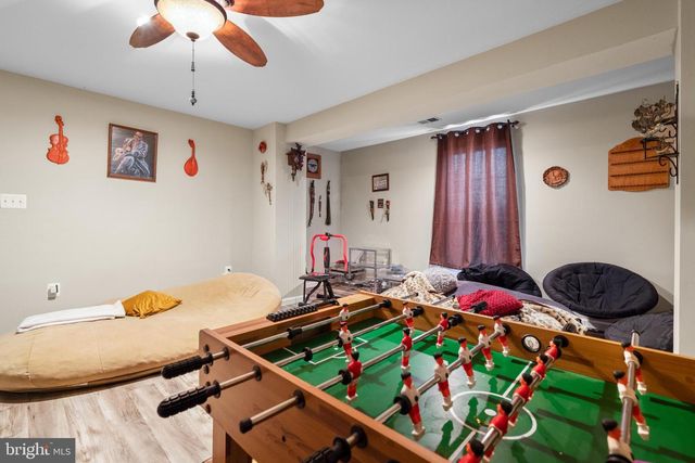 230 SUMMER GROVE DR, Kearneysville, WV 25430