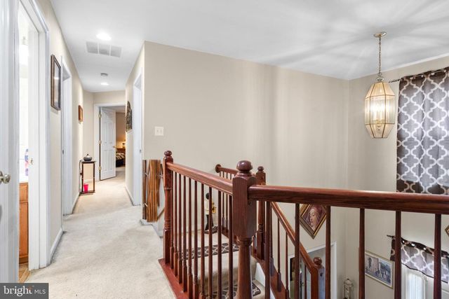 230 SUMMER GROVE DR, Kearneysville, WV 25430