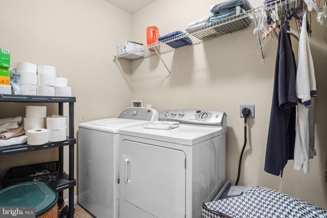 230 SUMMER GROVE DR, Kearneysville, WV 25430