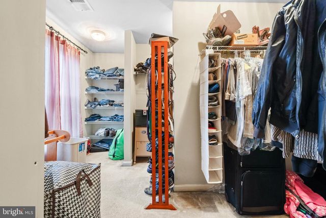 230 SUMMER GROVE DR, Kearneysville, WV 25430