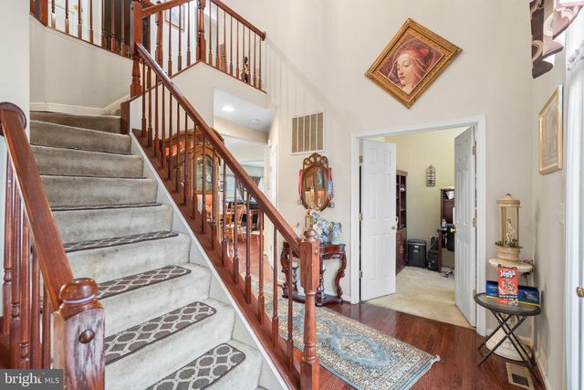 230 SUMMER GROVE DR, Kearneysville, WV 25430