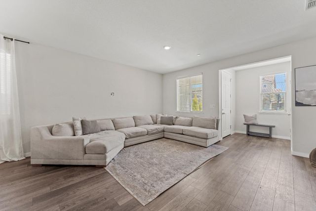 187 Le Bourget Cir, Lincoln, CA 95648