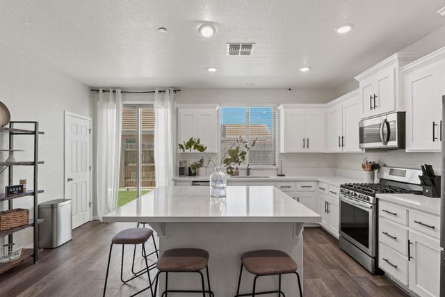 187 Le Bourget Cir, Lincoln, CA 95648