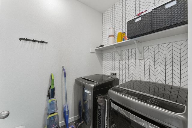 187 Le Bourget Cir, Lincoln, CA 95648