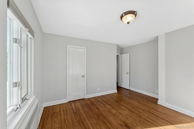 232 Round Hill Road, Roslyn Heights, NY 11577