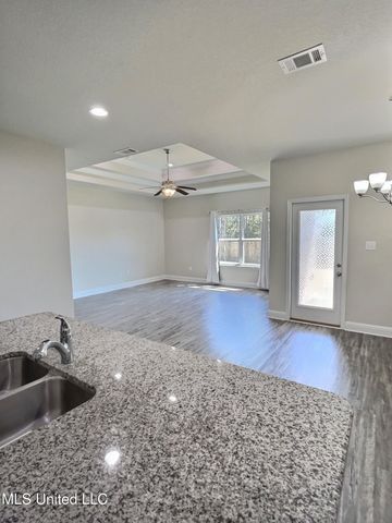 1254 Lilac Cove, Ocean Springs, MS 39564