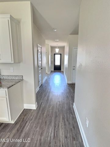 1254 Lilac Cove, Ocean Springs, MS 39564