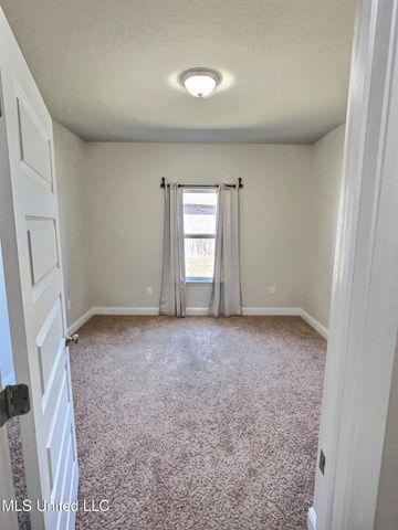 1254 Lilac Cove, Ocean Springs, MS 39564