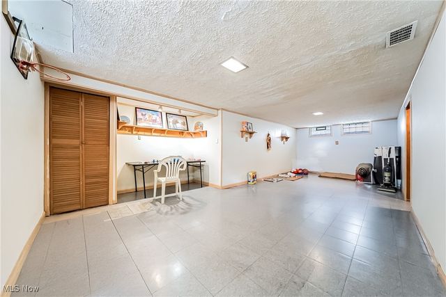 11808 Fordham Road, Garfield Heights, OH 44125