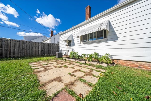 11808 Fordham Road, Garfield Heights, OH 44125