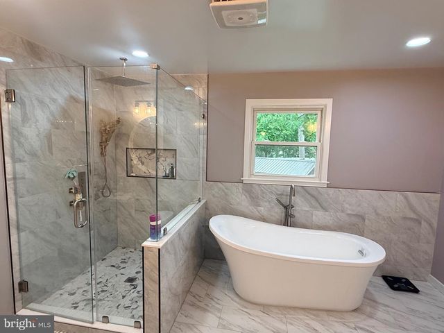 10830 GREENE DR, Lorton, VA 22079