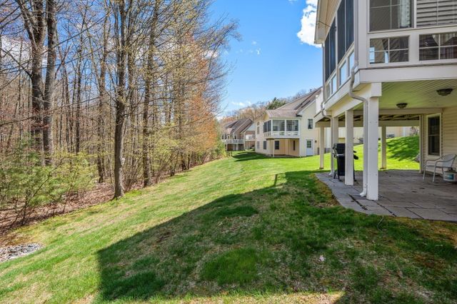 3 Summerland Way 3, Worcester, MA 01609