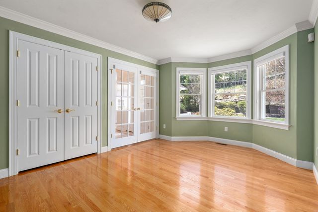 3 Summerland Way 3, Worcester, MA 01609
