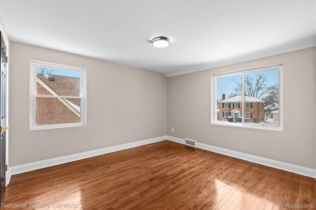 15422 Gilchrist Street, Detroit, MI 48227