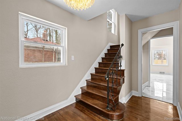 15422 Gilchrist Street, Detroit, MI 48227