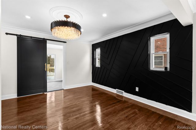 15422 Gilchrist Street, Detroit, MI 48227