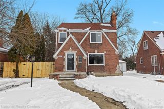 15422 Gilchrist Street, Detroit, MI 48227